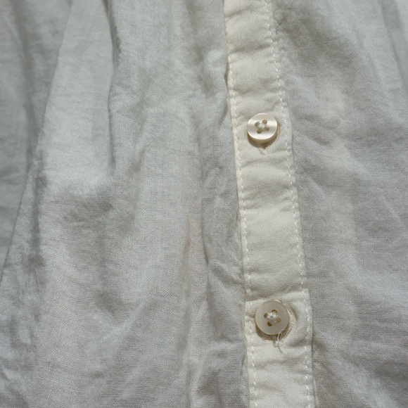 Old Navy brand poet blouse in white/cream color - Picture 7 of 7